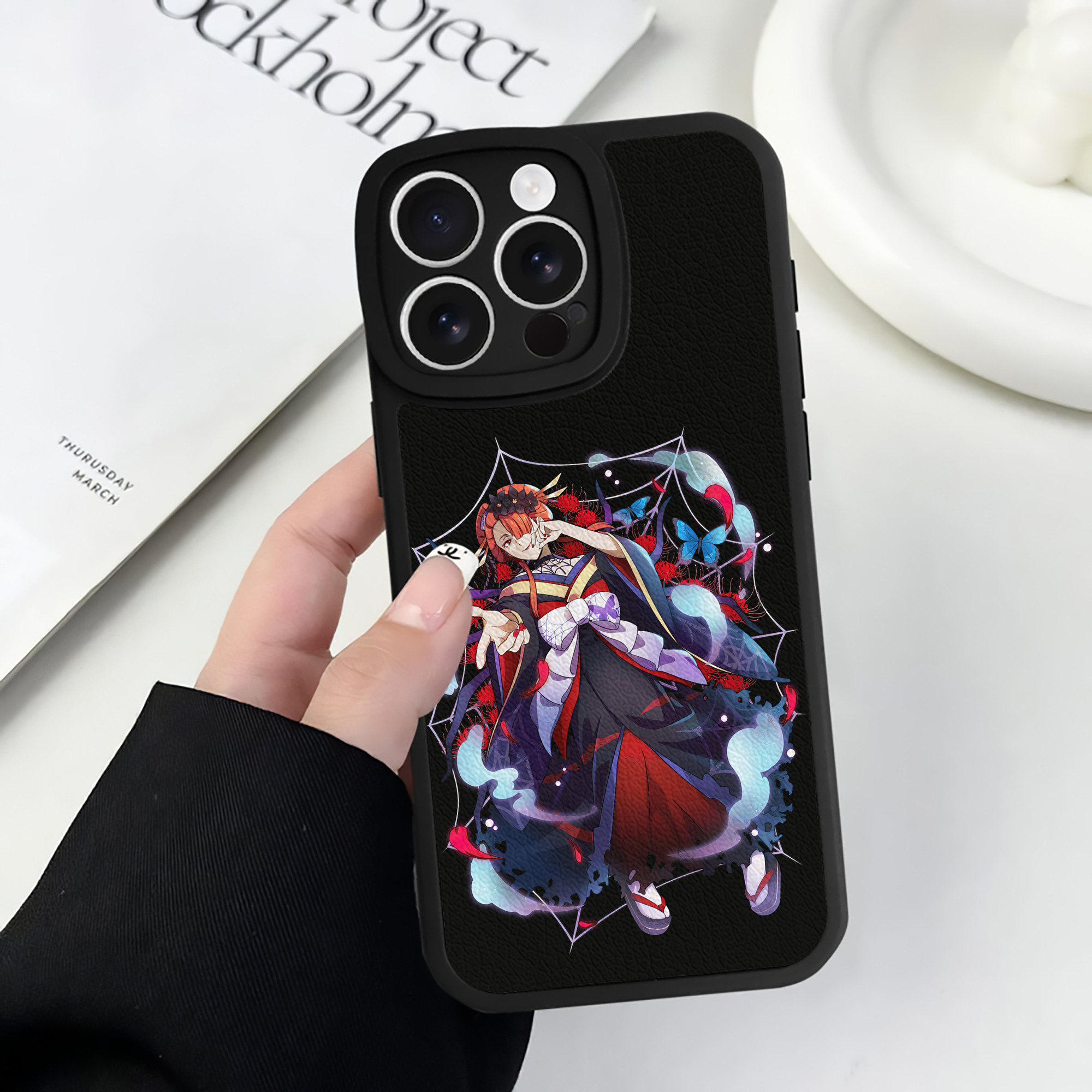 （画像用） 文豪ストレイドッグス Bungo Stray Dogs 【iPhone 16シリーズ対応】シリコンスマホケース（レザー調） 材質：シリコン